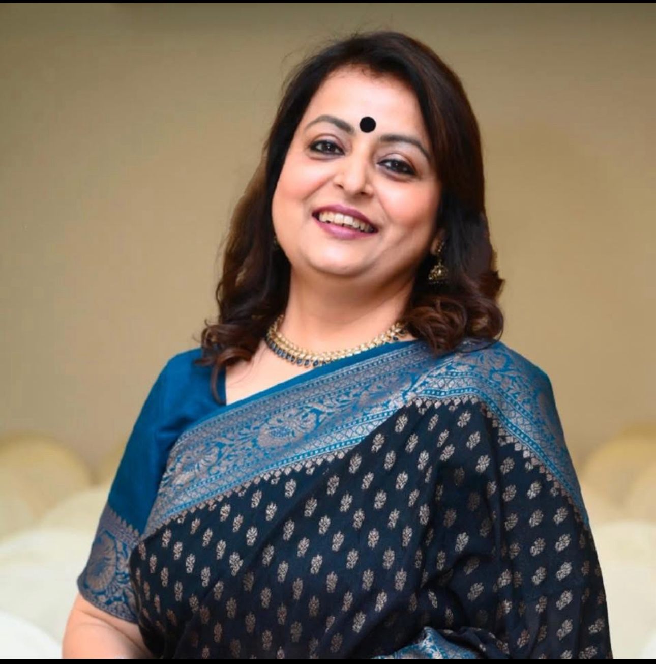 Ms. Aarati Savur's profile